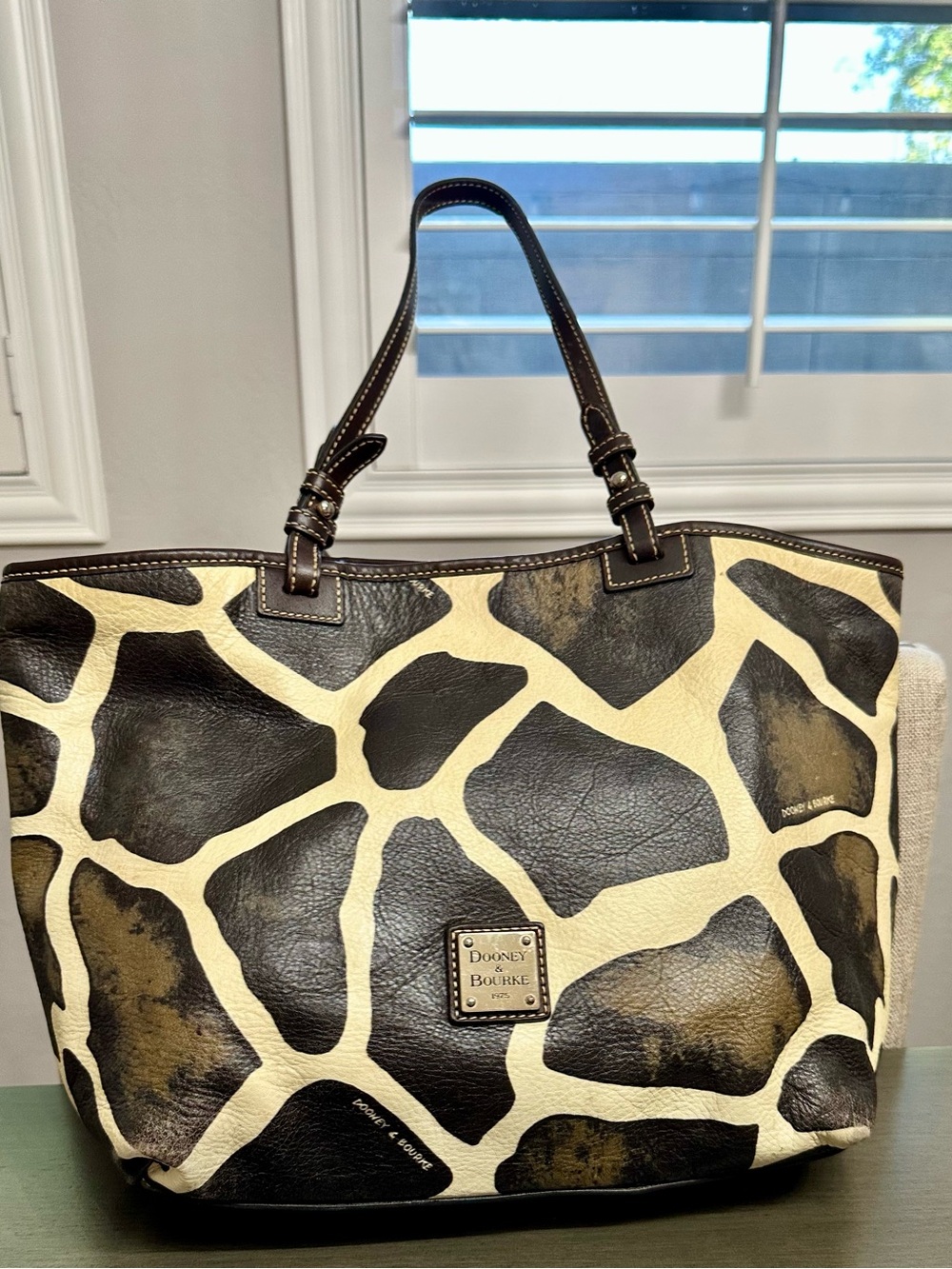 Dooney & Bourke Giraffe-Print Shoulder Tote in Brown and Cream. Gorgeous bag